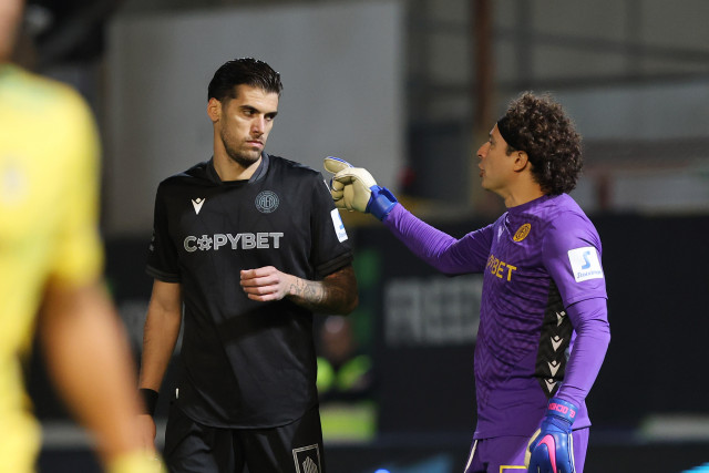 Ντροπιαστική εμφάνιση και ήττα